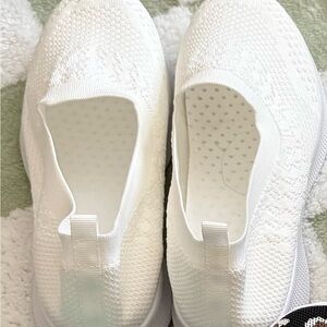White Women's Slip-On Sneakers